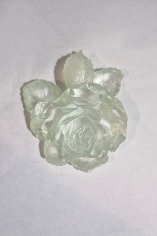 بیس رزین گل رز برگی مناسب برای قالب سازی